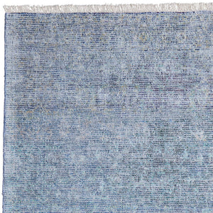 HomeRoots 5' Hand Woven Blue and Gray Abstract Area Rug with Distressed Finish and Stylish Fringed Edges 5' X 8' 566193