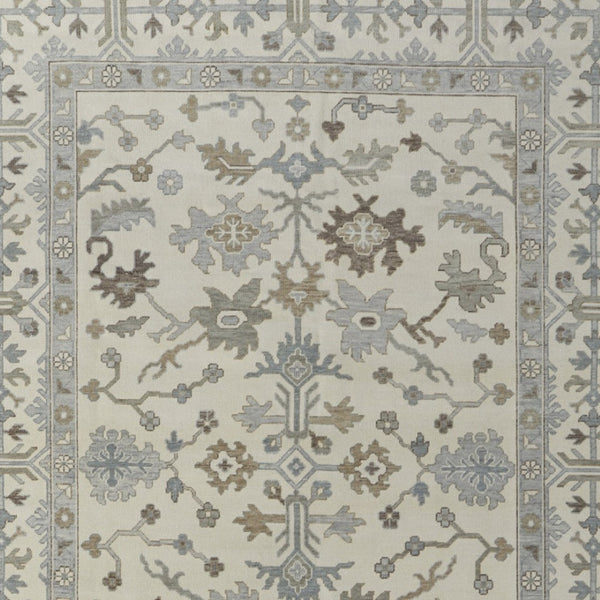HomeRoots 4' Hand-Knotted Wool Area Rug with Floral Design and Tassel Fringe for Timeless Home Décor 8' X 12' 566289