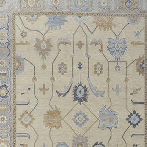 HomeRoots 4' Hand-Knotted Wool Area Rug with Floral Design in Gray, Ivory, and Blue – Timeless Elegance! 9' X 13' 566296