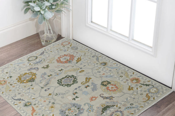 HomeRoots 4' Hand-Knotted Wool Area Rug with Floral Design in Gray, Ivory, and Gold - Cozy Elegance for Any Room 2' X 3' 566328