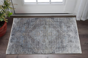 Homeroots 12' X 15' Abstract Distressed Area Rug - Luxurious Texture, Stylish Design, Perfect For Any Room Gray Viscose 566338