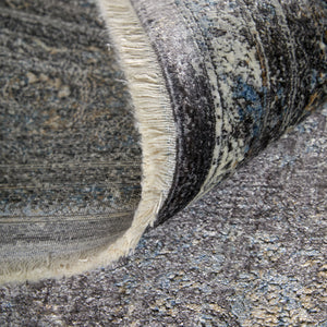 Homeroots 7' X 10' Gray And Silver Oriental Power Loom Worn Faded Area Rug Gray Viscose 566371