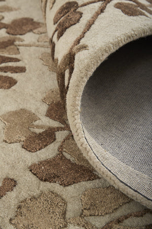 HomeRoots 5' Elegant Hand-Tufted Floral Area Rug in Soft Taupe and Rich Brown for Timeless Home Décor 8' Runner 566381