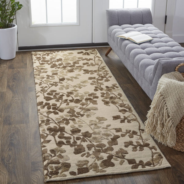 HomeRoots 5' Elegant Hand-Tufted Floral Area Rug in Soft Taupe and Rich Brown for Timeless Home Décor 8' Runner 566381