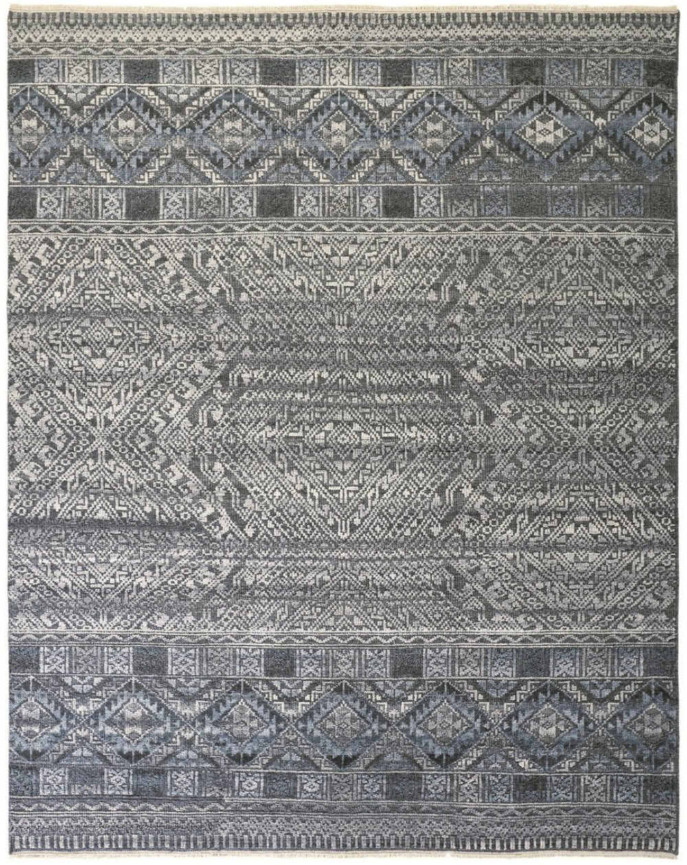 HomeRoots 6' Gray and Ivory Geometric Hand-Knotted Area Rug - Modern Style, Durable Wool Blend, Unique Design 6' X 9' 566384