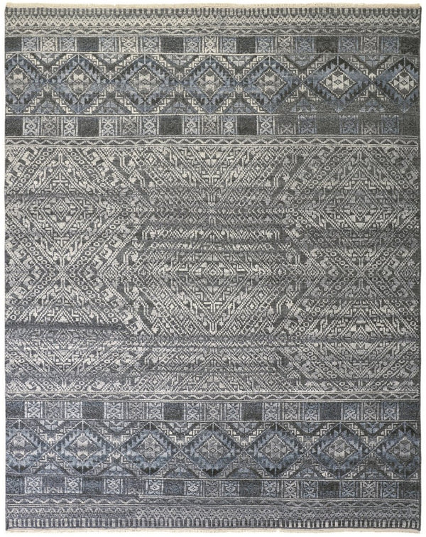 HomeRoots 6' Gray and Ivory Geometric Hand-Knotted Area Rug - Modern Style, Durable Wool Blend, Unique Design 6' X 9' 566384