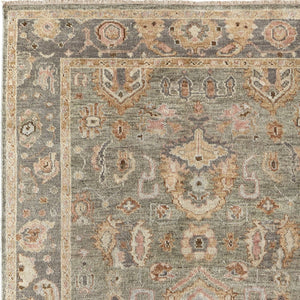 HomeRoots 4' Gray and Gold Hand-Knotted Wool Oriental Area Rug with Elegant Fringe for Timeless Home Style 6' X 9' 566402