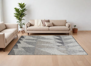 HomeRoots 4' Gray and Ivory Wool Geometric Area Rug - Handcrafted Comfort for Stylish, Family-Friendly Spaces 8' X 10' 566409