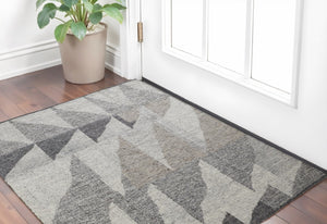 HomeRoots 4' Gray and Ivory Wool Geometric Area Rug - Handcrafted Comfort for Stylish, Family-Friendly Spaces 2' X 3' 566413