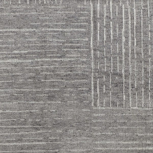 HomeRoots 4' Hand-Knotted Gray and Ivory Wool Area Rug – Timeless Checkered Design for Modern and Traditional Homes 4' X 6' 566414