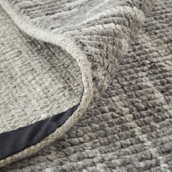 HomeRoots 4' Hand-Knotted Gray and Ivory Wool Area Rug – Timeless Checkered Design for Modern and Traditional Homes 8' X 12' 566417