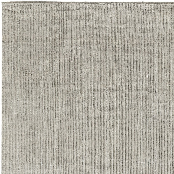 HomeRoots 4' Timeless Tan and Ivory Hand-Knotted Wool Area Rug for Cozy Homes, Durable and Easy to Maintain 4' X 6' 566435