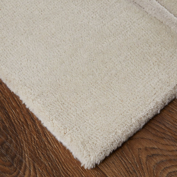 HomeRoots 4' Modern Abstract Hand-Tufted Area Rug in Gray, Ivory, and Blue - Calming Elegance for Any Room 2' X 3' 566469