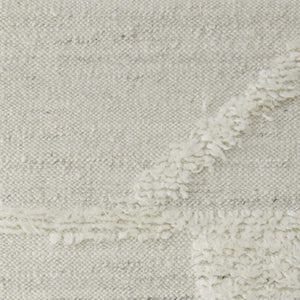 HomeRoots 4' Hand-Woven Wool Area Rug – Elegant Tan and Ivory Geometric Design for Cozy Living Spaces 10' Runner 566550