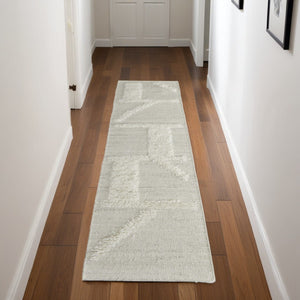 HomeRoots 4' Hand-Woven Wool Area Rug – Elegant Tan and Ivory Geometric Design for Cozy Living Spaces 8' Runner 566551