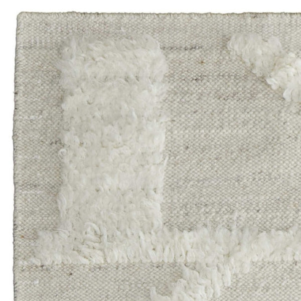 HomeRoots 4' Hand-Woven Wool Area Rug – Elegant Tan and Ivory Geometric Design for Cozy Living Spaces 8' Runner 566551