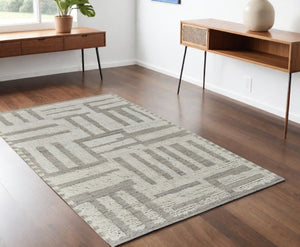 HomeRoots 4' Gray and Ivory Hand-Woven Wool Geometric Area Rug - Durable, Modern Style for Any Room Decor 4' X 6' 566553
