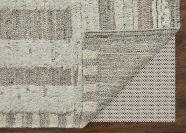 HomeRoots 4' Gray and Ivory Hand-Woven Wool Geometric Area Rug - Durable, Modern Style for Any Room Decor 8' X 10' 566555