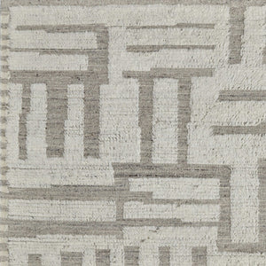 HomeRoots 4' Gray and Ivory Hand-Woven Wool Geometric Area Rug - Durable, Modern Style for Any Room Decor 8' X 12' 566556