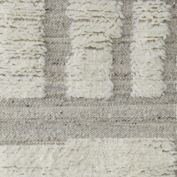 HomeRoots 4' Gray and Ivory Hand-Woven Wool Geometric Area Rug - Durable, Modern Style for Any Room Decor 10' Runner 566558