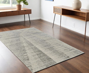 HomeRoots 3' Hand-Knotted Distressed Area Rug in Ivory, Blue & Silver - Modern Abstract Design for Your Home 4' X 6' 566652