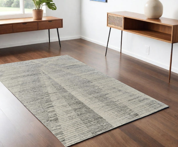 HomeRoots 3' Hand-Knotted Distressed Area Rug in Ivory, Blue & Silver - Modern Abstract Design for Your Home 4' X 6' 566652