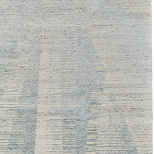 HomeRoots 3' Hand-Knotted Distressed Area Rug in Ivory, Blue & Silver - Modern Abstract Design for Your Home 8' X 10' 566661