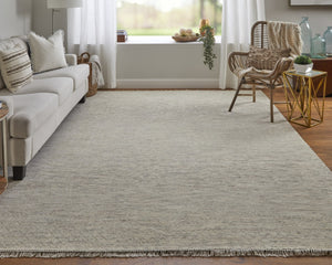 HomeRoots 8' Ivory and Gray Wool Hand-Knotted Area Rug with Fringe - Timeless Style for Any Space 8' X 10' 566673