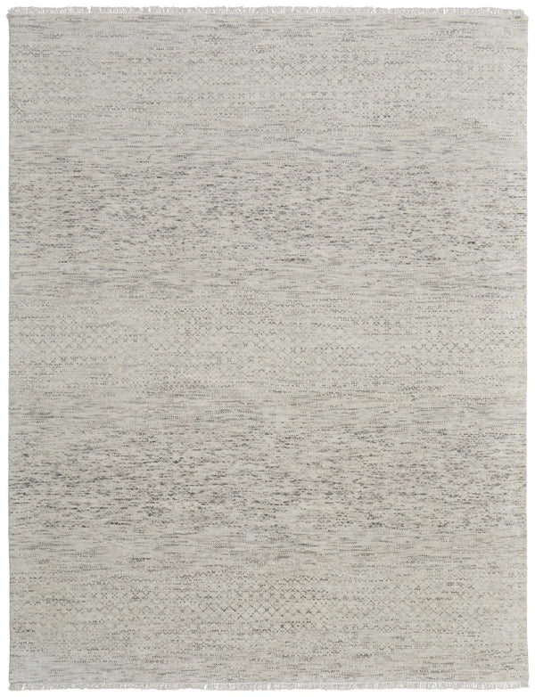 HomeRoots 8' Ivory and Gray Wool Hand-Knotted Area Rug with Fringe - Timeless Style for Any Space 8' X 10' 566673