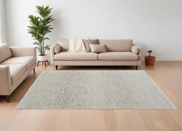 HomeRoots 8' Ivory and Gray Wool Hand-Knotted Area Rug with Fringe - Timeless Style for Any Space 8' X 12' 566674