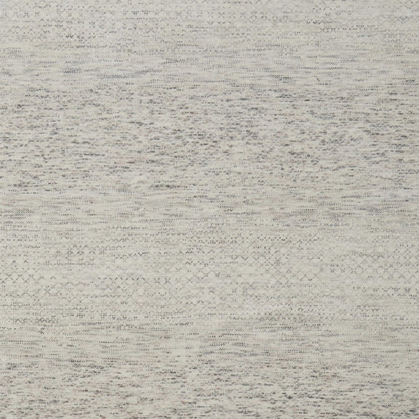 HomeRoots 8' Ivory and Gray Wool Hand-Knotted Area Rug with Fringe - Timeless Style for Any Space 8' X 12' 566674