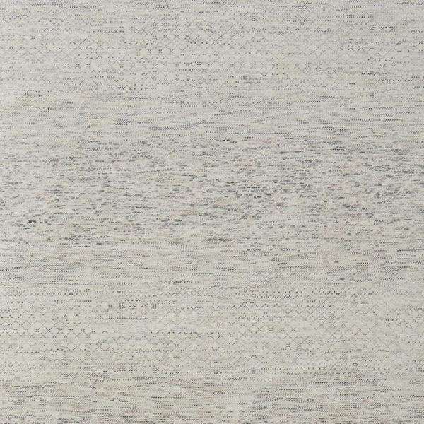 HomeRoots 8' Ivory and Gray Wool Hand-Knotted Area Rug with Fringe - Timeless Style for Any Space 8' X 12' 566674