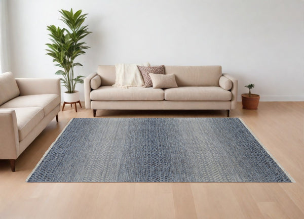 HomeRoots 8' Ivory and Gray Wool Hand-Knotted Area Rug with Fringe - Timeless Style for Any Space 8' X 10' 566687