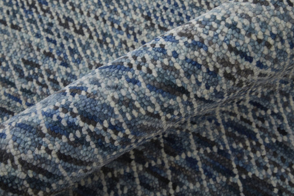 HomeRoots 8' Ivory and Gray Wool Hand-Knotted Area Rug with Fringe - Timeless Style for Any Space Blue 566690
