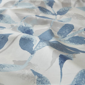 JLA Home Madison Park Essentials - Botanical 72x72 Blue Botanical Shower Curtain - Spa-Inspired White Background, Machine Washable Elegance MPE70-872