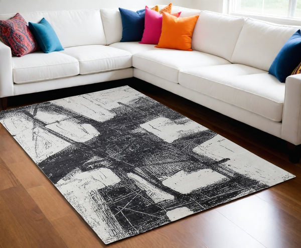 Homeroots 5' X 8' Black And Gray Abstract Hand Woven Area Rug Black Wool Blend 566728
