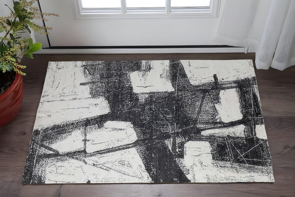 Homeroots 2' X 3' Black And Gray Abstract Hand Woven Area Rug Black Wool Blend 566733