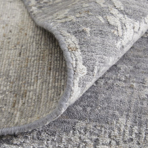 HomeRoots 3' Hand Woven Gray and Ivory Abstract Area Rug – Artisan Crafted for Modern Homes and Cozy Spaces 4' X 6' 566854