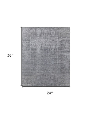 HomeRoots 3' Gray and Silver Abstract Hand-Woven Area Rug - Contemporary Elegance for Your Living Space 2' X 3' 566890