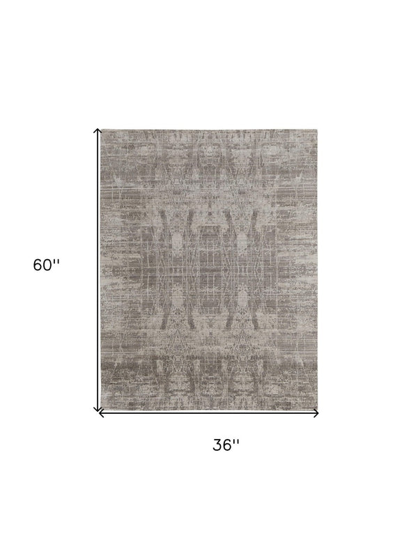 HomeRoots 3' Gray and Silver Abstract Hand-Woven Area Rug - Contemporary Elegance for Your Living Space 3' X 5' 566891