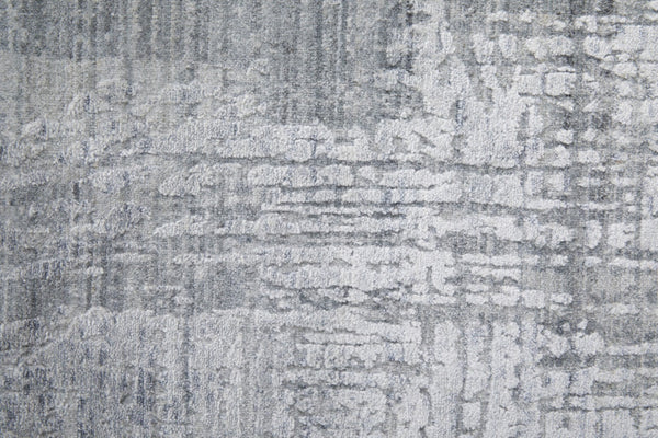 HomeRoots 3' Light Blue and Silver Abstract Area Rug - Hand-Woven Artistry for Modern Home Elegance 2' X 3' 566904