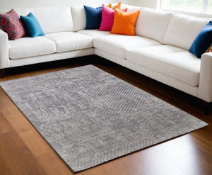 HomeRoots 3' Gray and Silver Abstract Hand-Woven Area Rug - Artisanal Craftsmanship for Modern Spaces 5' X 8' 566907