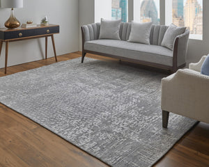 HomeRoots 3' Gray and Silver Abstract Hand-Woven Area Rug - Artisanal Craftsmanship for Modern Spaces 2' X 3' 566912