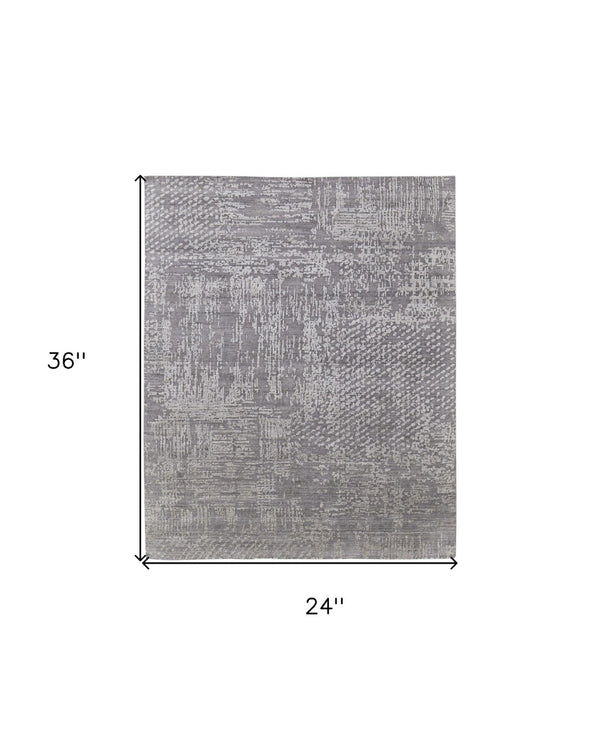 HomeRoots 3' Gray and Silver Abstract Hand-Woven Area Rug - Artisanal Craftsmanship for Modern Spaces 2' X 3' 566912