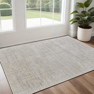 HomeRoots 3' Elegant Hand-Woven Ivory and Gray Abstract Area Rug for Transitional and Bohemian Spaces 3' X 5' 566913