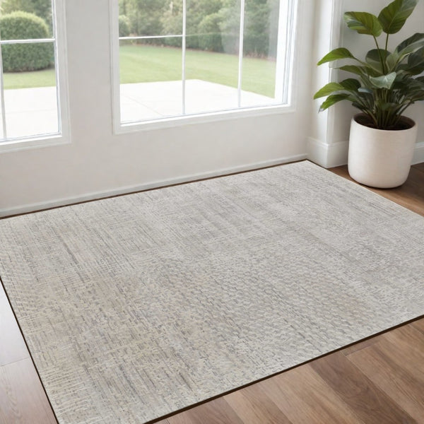 HomeRoots 3' Elegant Hand-Woven Ivory and Gray Abstract Area Rug for Transitional and Bohemian Spaces 3' X 5' 566913