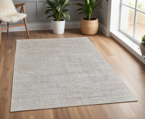 HomeRoots 3' Elegant Hand-Woven Ivory and Gray Abstract Area Rug for Transitional and Bohemian Spaces 4' X 6' 566914