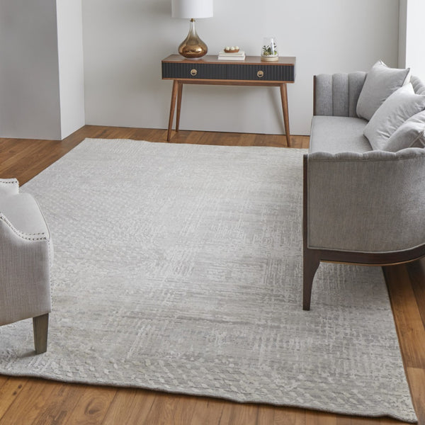 HomeRoots 3' Elegant Hand-Woven Ivory and Gray Abstract Area Rug for Transitional and Bohemian Spaces 12' X 15' 566919