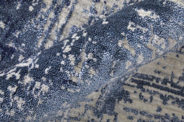 HomeRoots 3' Blue and Ivory Abstract Hand-Woven Area Rug – Artisanal Charm for Modern Coastal Interiors 3' X 5' 566929