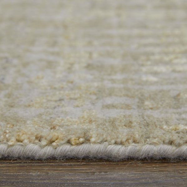 HomeRoots 3' Stunning Yellow and Ivory Abstract Hand-Woven Area Rug for Modern Living Spaces and Comfort 2' X 3' 566990